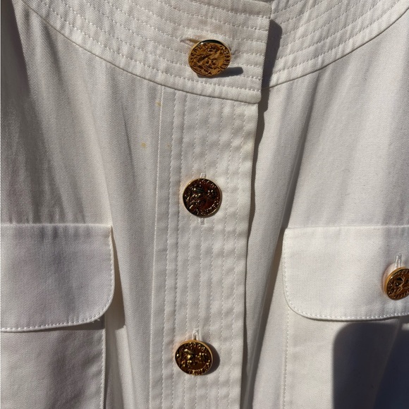 Rare Vintage CHANEL Boutique Ivory Shirt Dress with Gold Medallion Buttons - Picture 7 of 13